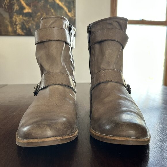 Paul Green Taupe Leather Moto Ankle Boots Buckle Strap Side Zip US 9.5 - Picture 3 of 9